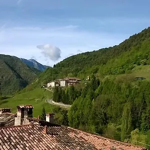 Genzianella Couette-café Gargnano