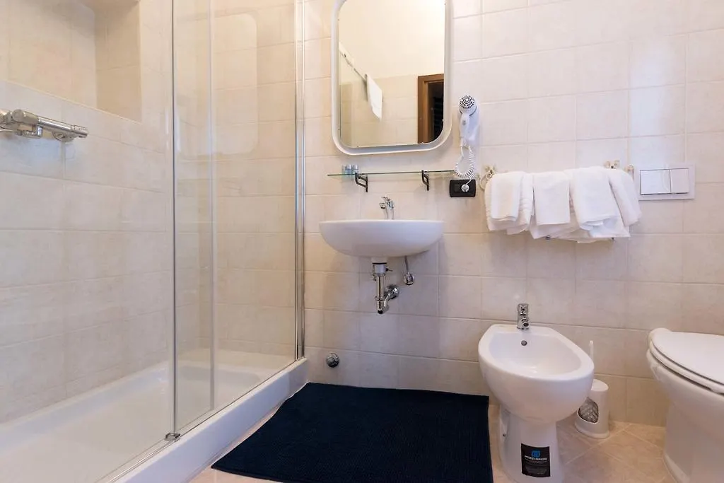 Il Casale Relais Hotel San Giuliano Terme 2*,  Italy